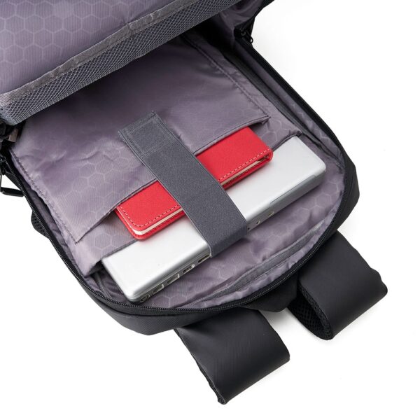 Mochila Couro Sintético USB 20 Litros - 20061 - Imagem 5