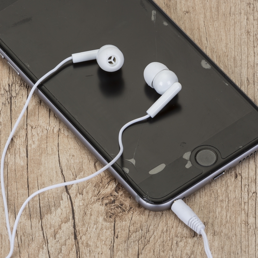 Fone de Ouvido Intra Auricular com Estojo. - Imagem 3